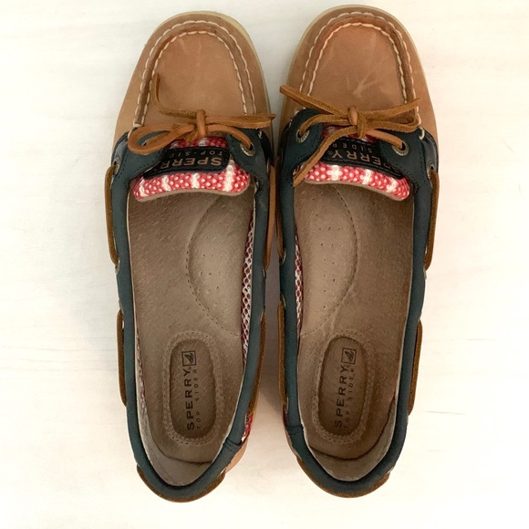 sperry waterproof sneakers